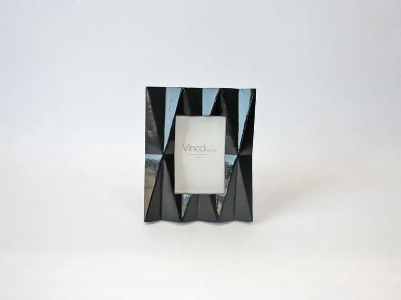 black blocks frame