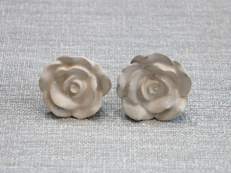 ceramic door knob flower design