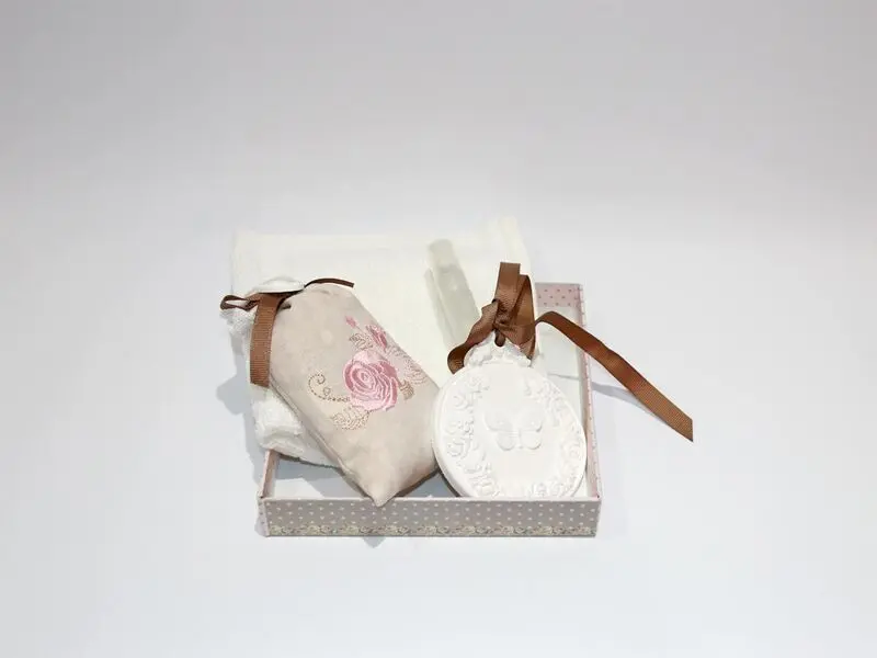 floral scented bag with plaster