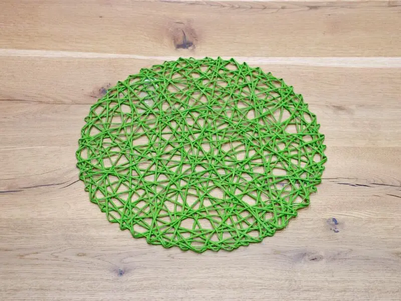 round placemat green
