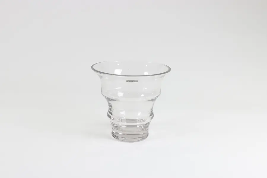 circle design clear glass vase