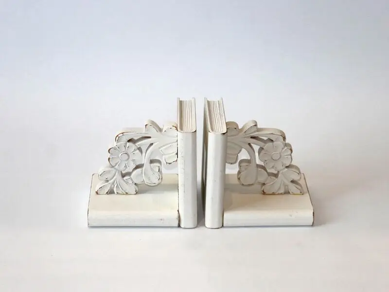 floral book holder