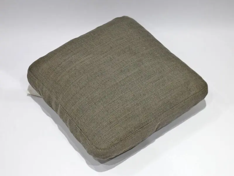 CUSHION 40*40  U-Y-910 E-627