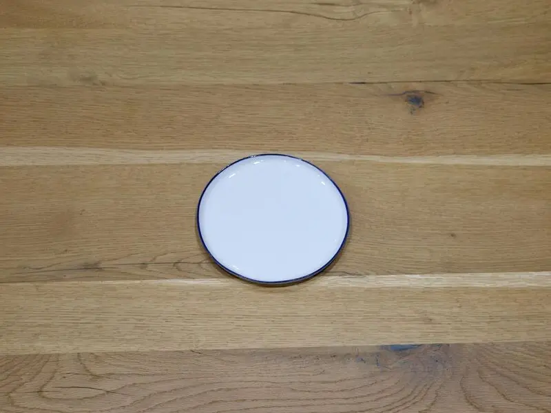 porcelain plate with blue rim 16cm