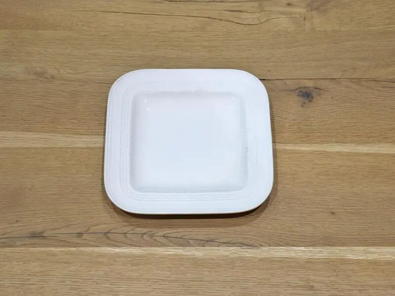matte square dinner plate 22cm