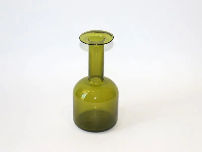 green glass vase
