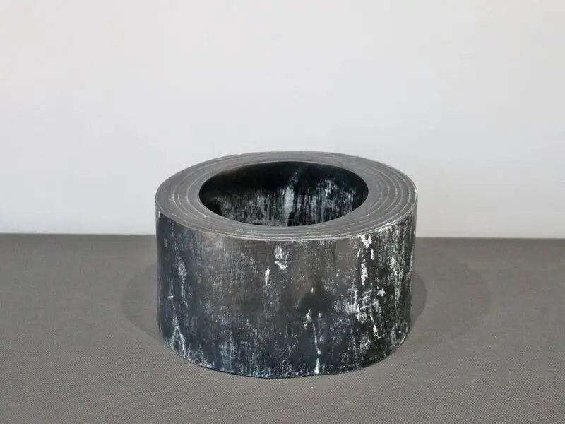 black wooden sculpted pot 22cm