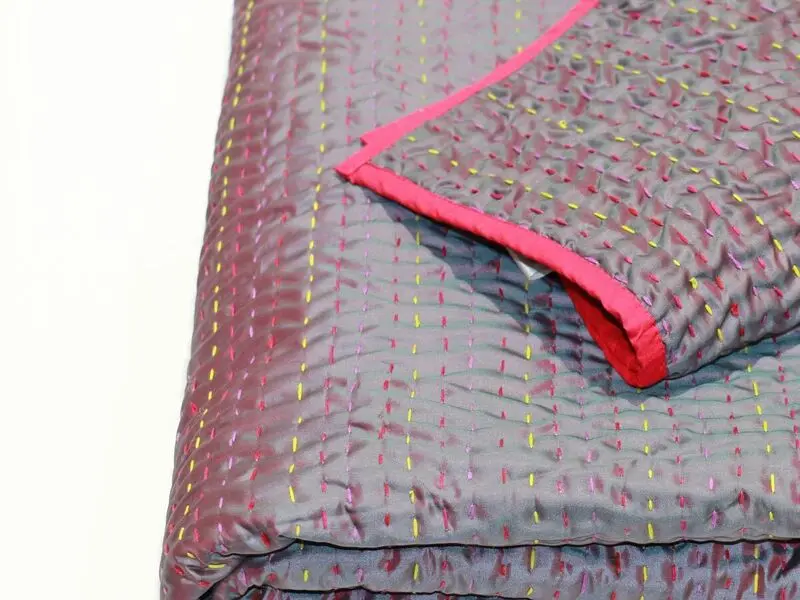 stitched teen tripes quilt 190x220 cm with one cushion cover