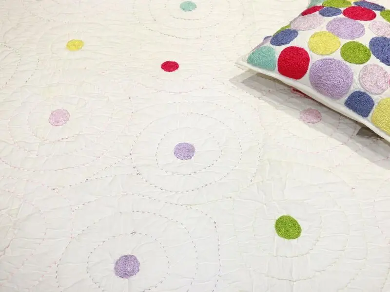 cotton quilt with dotted design 170x220 cm with one cushion cover