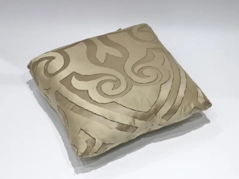 CUSHION 50*50 CM COLOR 1