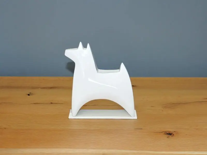 white glossy dog 18cm