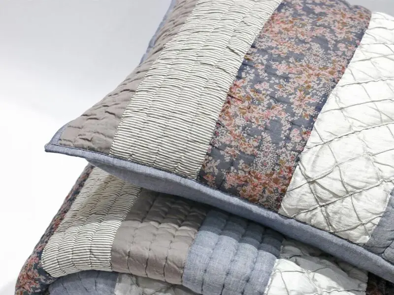 patchwork quilt 220x240 cm with two cushion covers