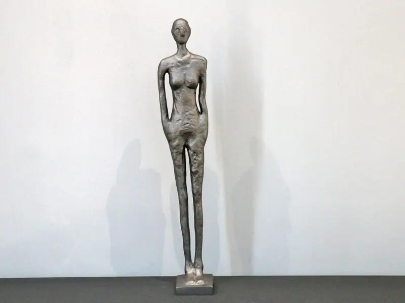 black body metal effect 56cm