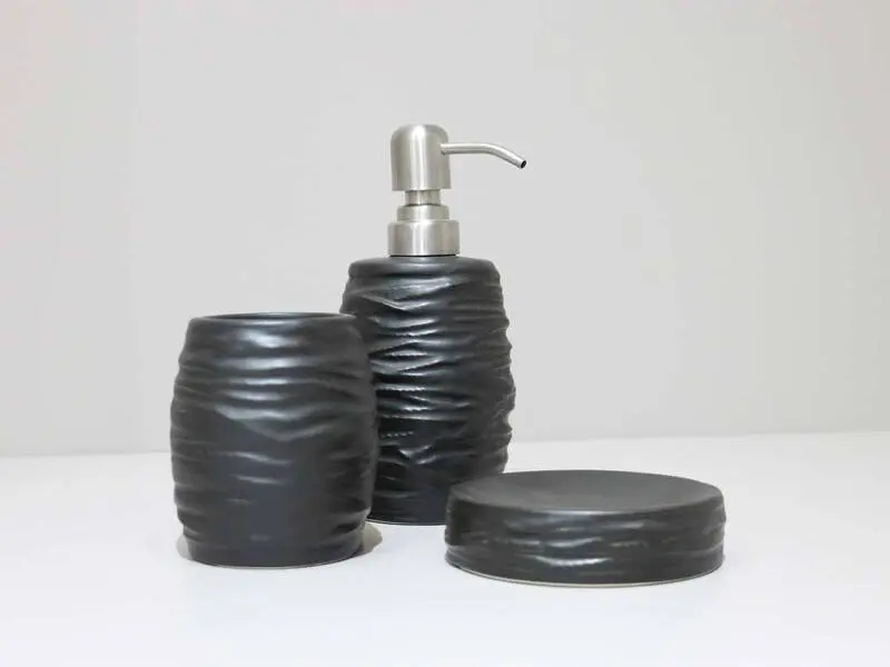 wire textured bathroom set black (set of 3)