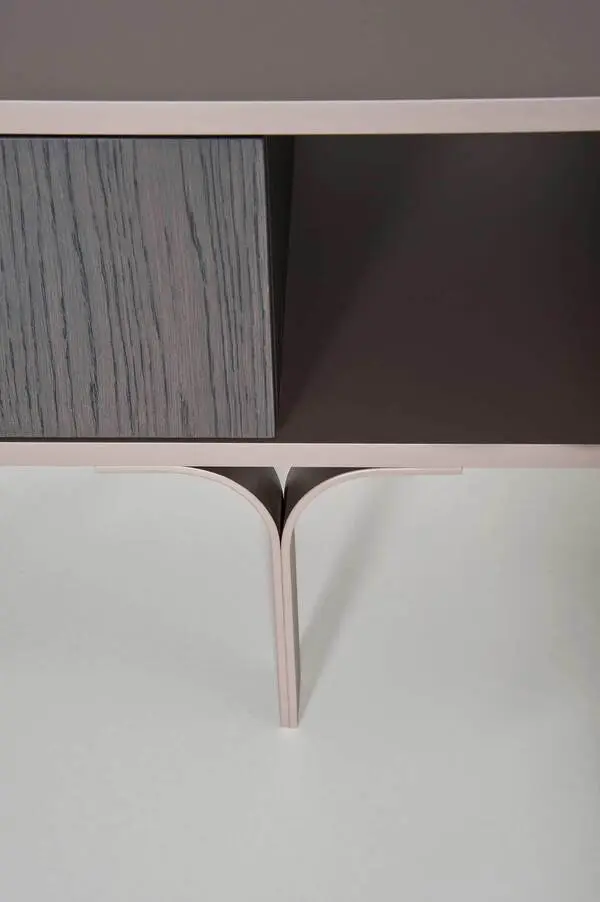 MOBIUS 005
