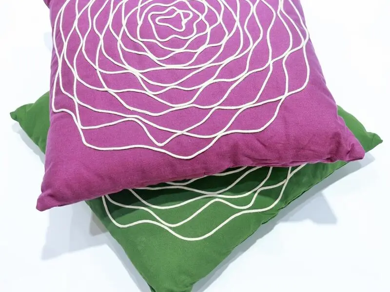 purple cushion with flower 45x45 cm