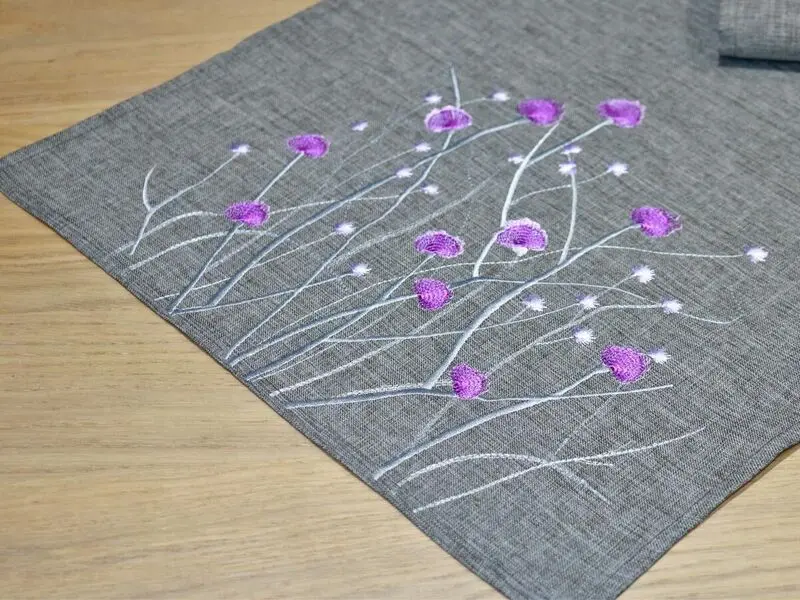 lilac allium table runner