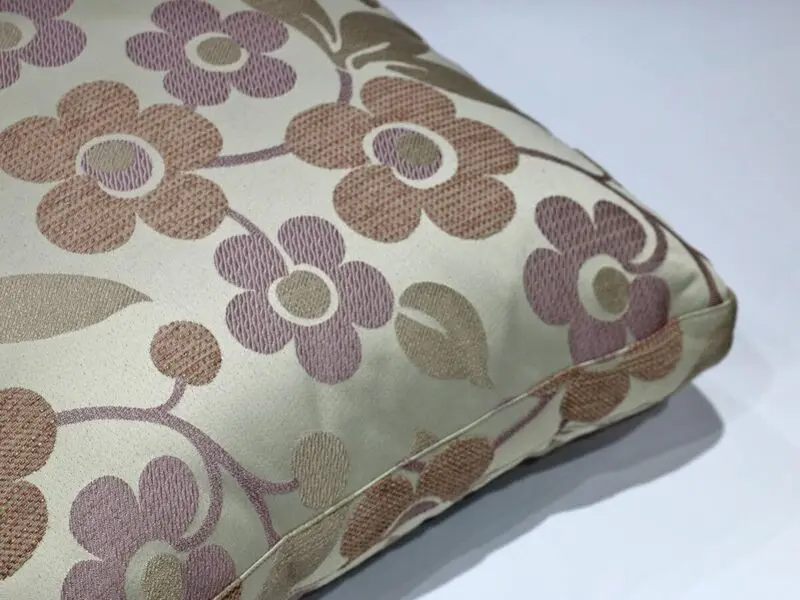 CUSHION 60*60 CM   804
