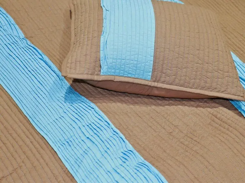 carlo blue pleated quilt 170x220 cm with one cushion cover