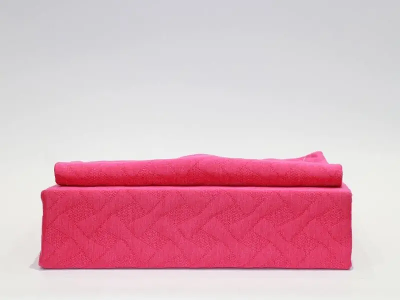 geometric design bed spread fushia