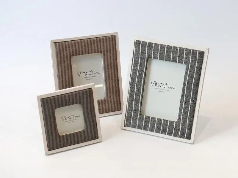 black texture photo frame