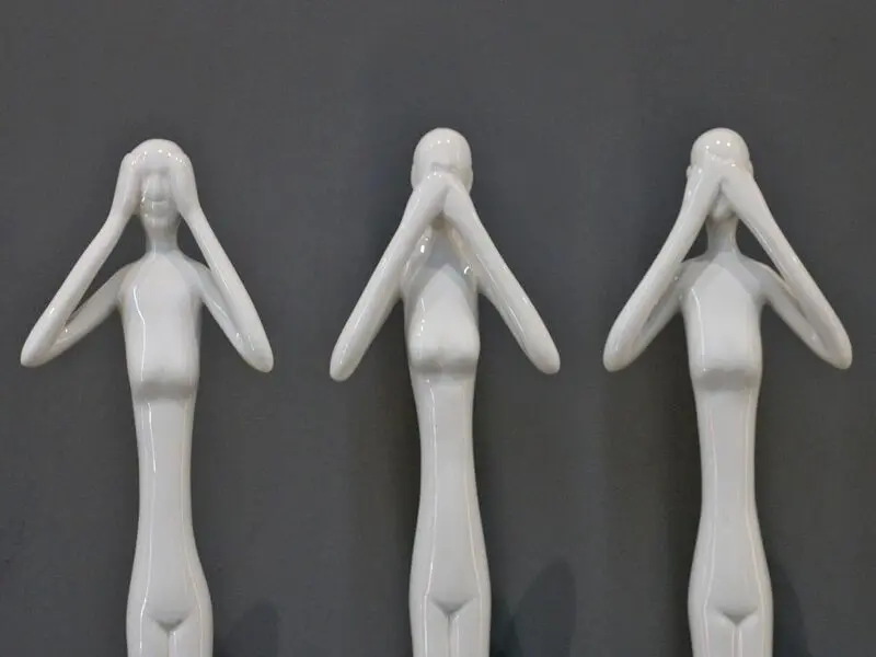 white language B 71 cm