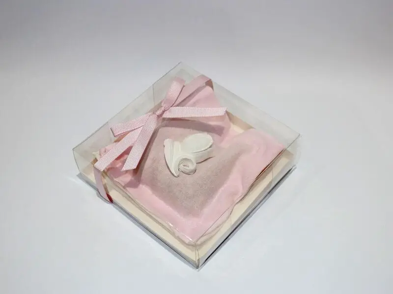 scented pink bag with tulip
