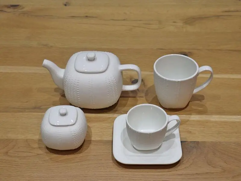 matte tea pot