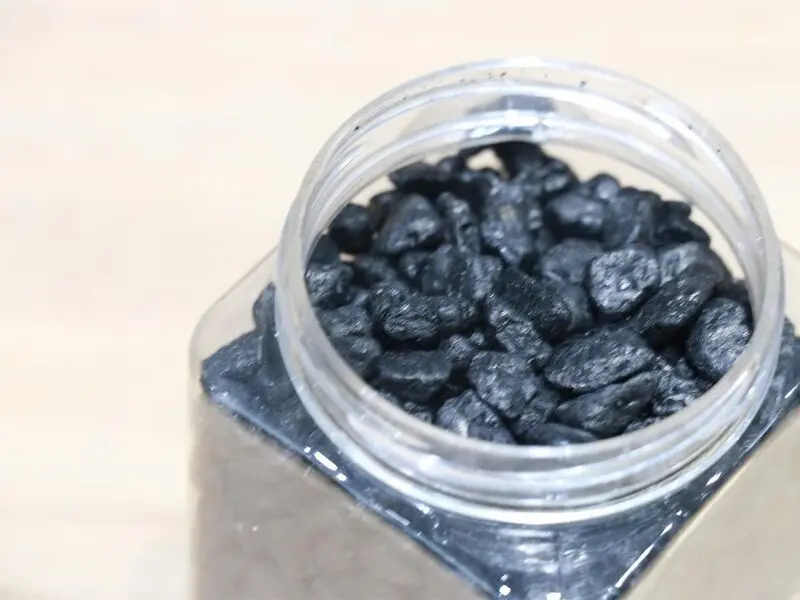 black pebbles 650g/jar