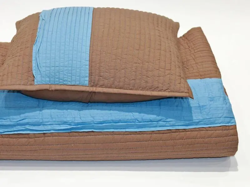 carlo blue pleated quilt 170x220 cm with one cushion cover