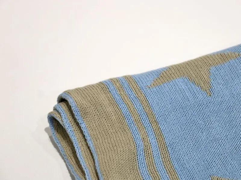 baby blanket stars design in blue