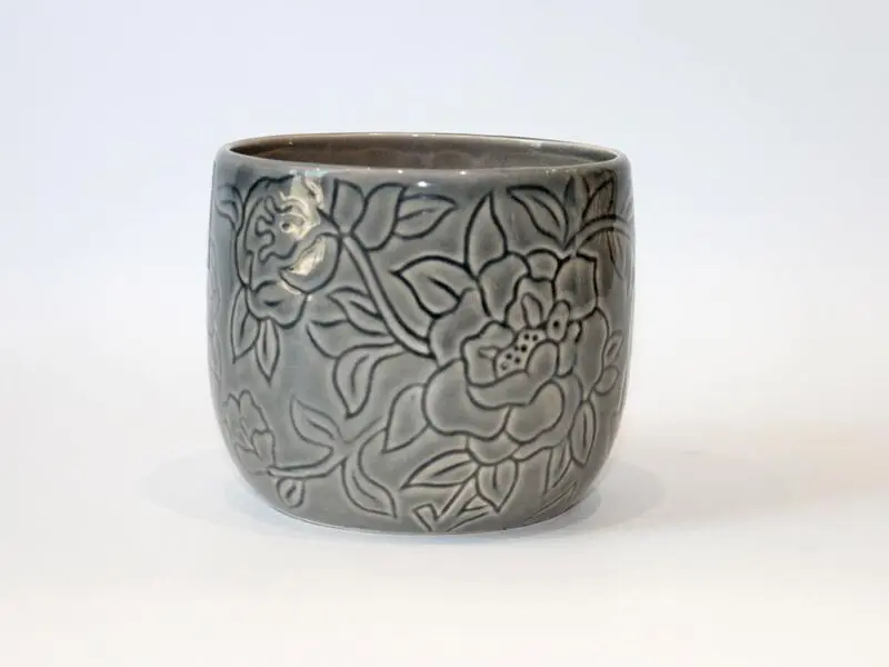 floral design grey pot