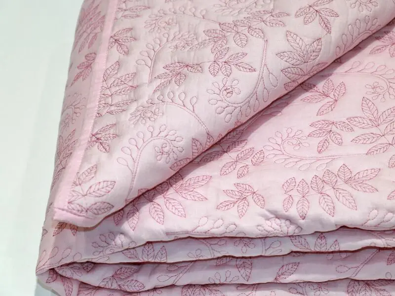 celestino embroidered pink quilt 170x220 cm with one cushion cover