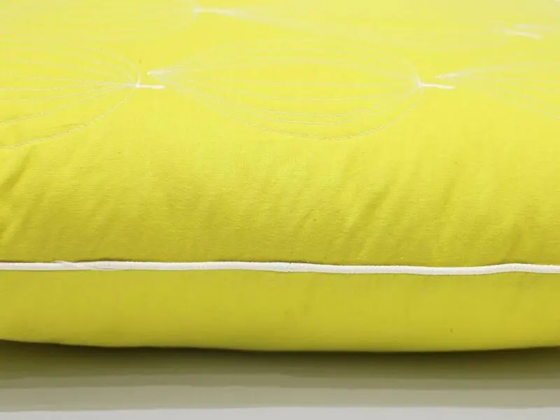 ultra green cushion 45x45 cm