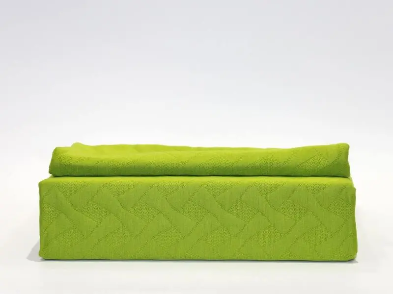 geometric design bed spread green