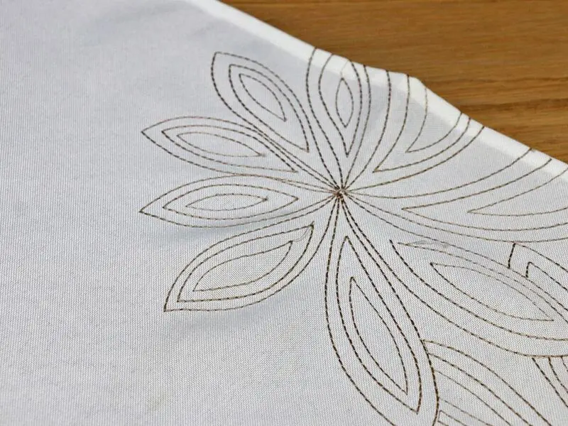 casablanca table runner