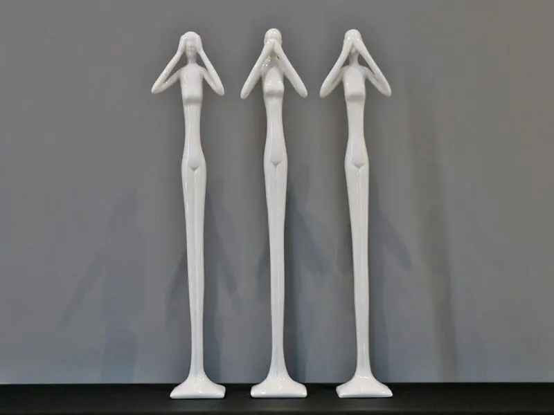 white language B 71 cm