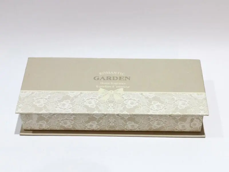 set of scented bag and plaster with refill bottle