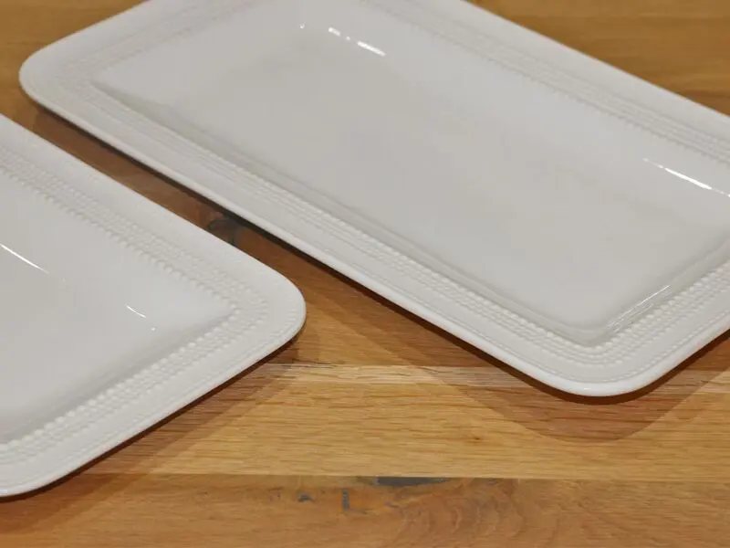 matte oblong flat plate 42cm